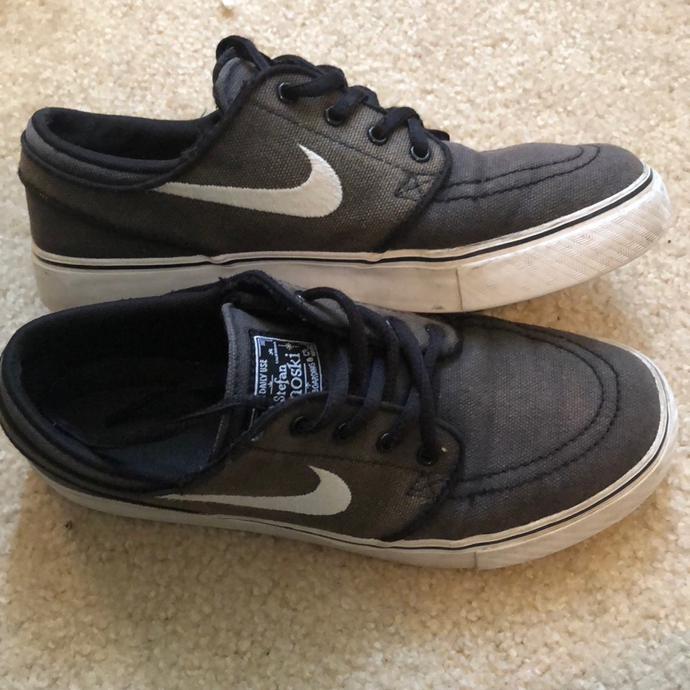Stefan janoski nike skateboarding shoes